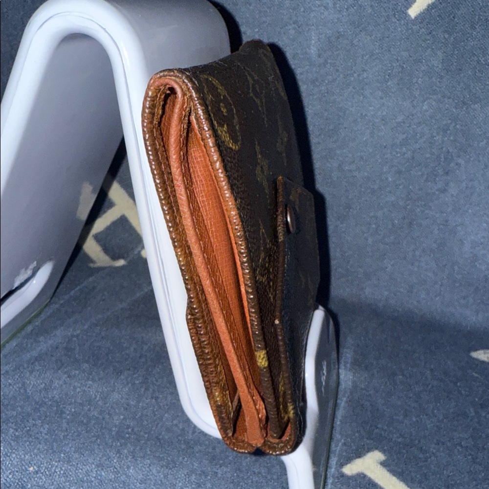 Louis Vuitton Dark Brown Monogram Wallet - Picture 12 of 15